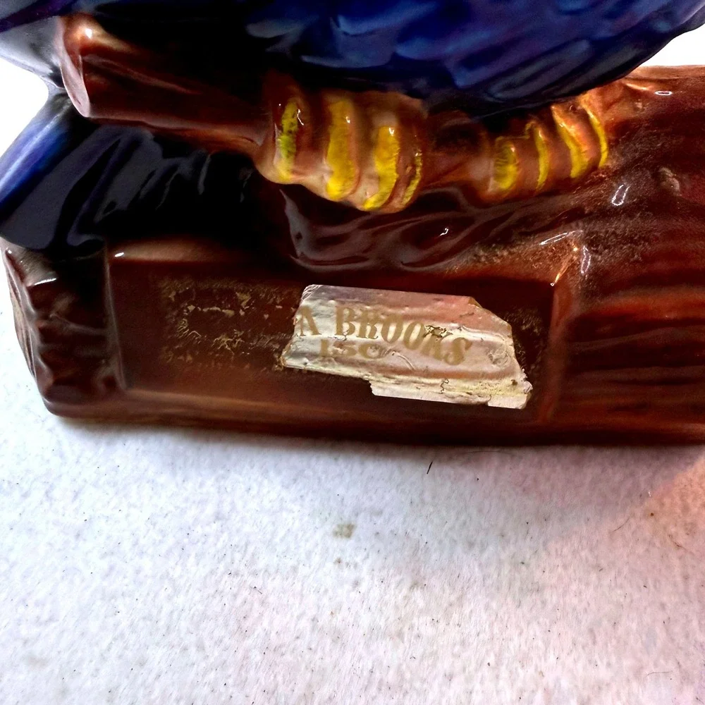 Vintage 1969 Ezra Brooks Decanter Kansas Jayhawk Bourbon Heritage